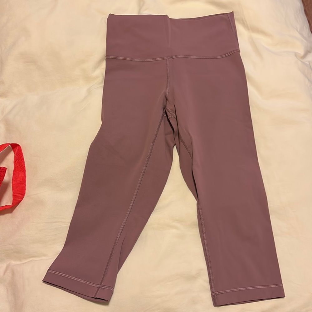 Lululemon Wunder Under Hi-Rise 1/2 Tight 17" Figue Color